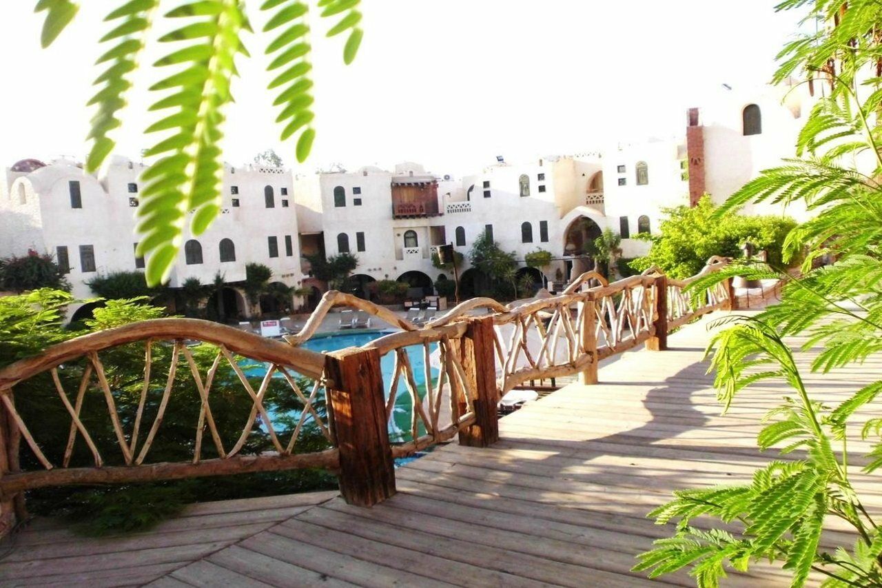 Complex Amar Sina Boutique Egyptian Village
